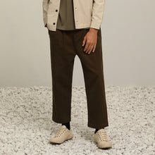 Load image into Gallery viewer, Twill Cotton Tapered Trousers (GN)