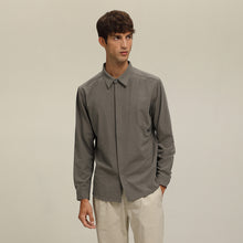 將圖片載入圖庫檢視器 Curve Chest Pocket Shirt (BN)