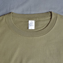 將圖片載入圖庫檢視器 T-Shirt