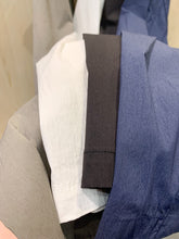 Load image into Gallery viewer, Loose-Collar Cotton Shirt (BK)