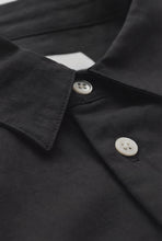 將圖片載入圖庫檢視器 (S49DG) Hidden Pocket Tencel Shirt
