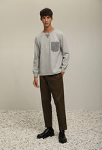 Load image into Gallery viewer, Twill Cotton Pleated Slim-Fit Trousers (BN)
