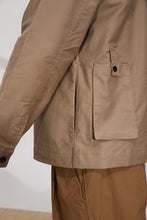 Load image into Gallery viewer, Relaxed-Fit Cotton Twill Jacket (KH)

