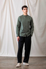 Load image into Gallery viewer, Grandad-Collar Cotton Shirt (GN)
