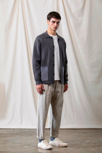 將圖片載入圖庫檢視器 Wool-Blend Two-tone Cardigan (Grey)
