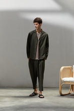 Load image into Gallery viewer, Double Pleated Trousers (Green)
