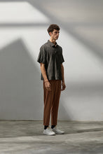 將圖片載入圖庫檢視器 Elastic Woven Slim-Fit Trousers (Brown)

