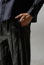 Load image into Gallery viewer, Side Pocket Ankle-Length Trousers (Dark Grey)
